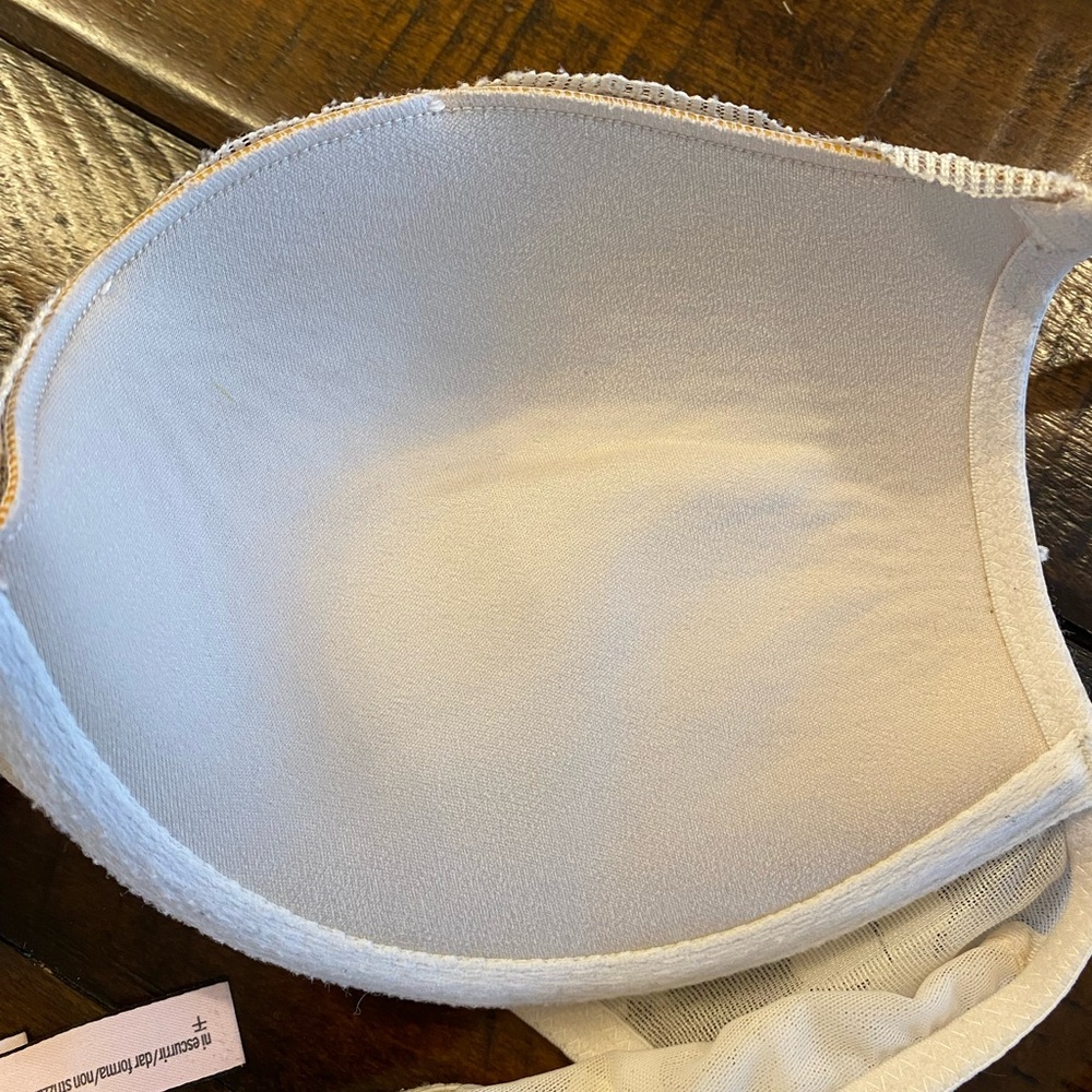 NWOT Victoria’s Secret Dream Angels Push Up Bra 💝 - Picture 7 of 9